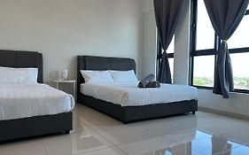 Melaka Town/Sea View/10 Min To Jonker/4-6Pax